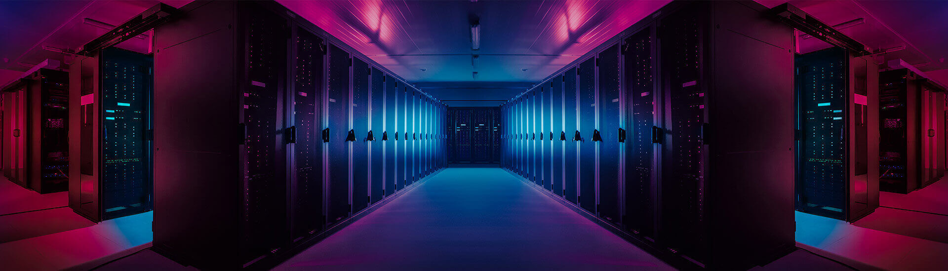 showcase-slide-server-room